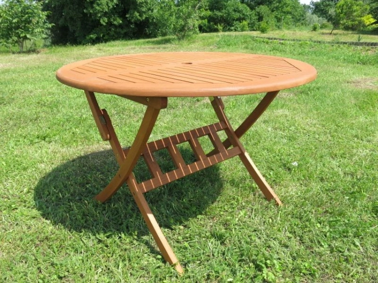 Gartentisch-BRADFORD-rund-Eukalyptusholz-klappbar-für-4-Personen-2.jpg