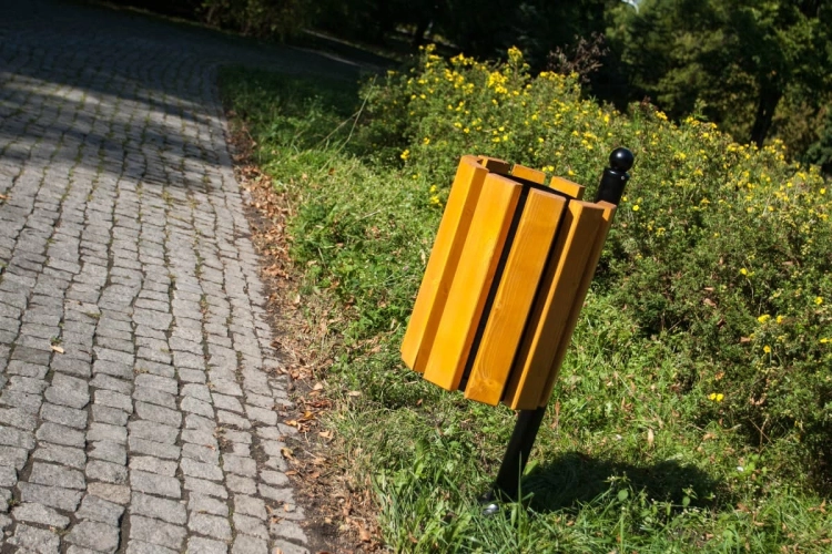 Mülleimer_Genf_4.jpg