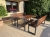 Kompakte Möbelgruppe ideal für kleine Gartenhäuser und Innenhöfe.