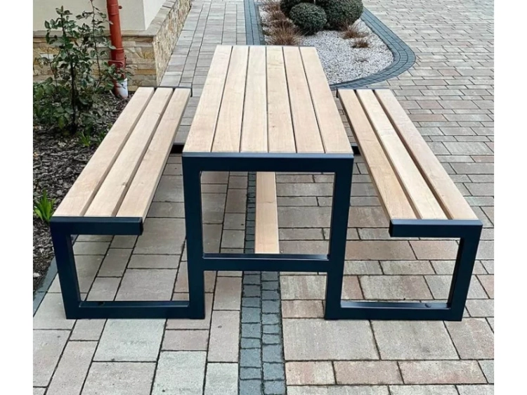 Gastro-Möbel Berlin: Hochwertige Biergarten-Sets online bestellen.