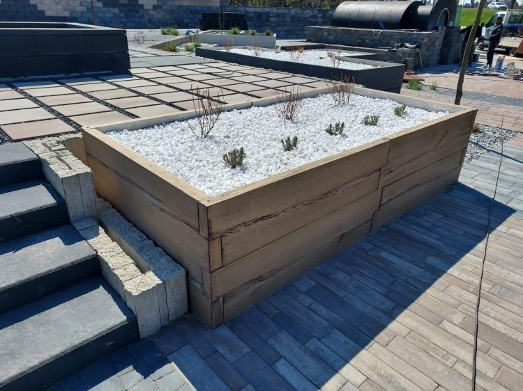 Beton-Gemüsegarten_BRETT-form_1_Typ_T_H-58cm_1.JPG