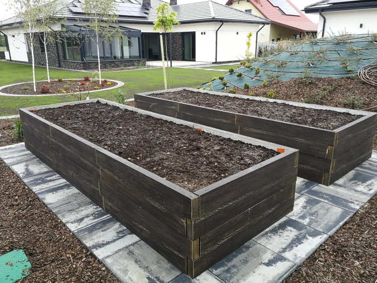 Beton-Gemüsegarten_BRETT-form_3_Typ_T_H-58cm_3.jpg