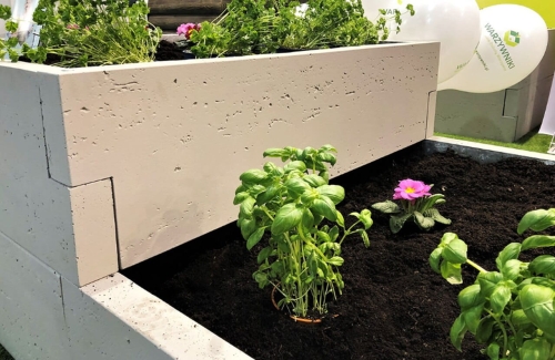 Beton-Gemüsegarten_travertyn-form_2_Typ_H-86cm_1.jpg