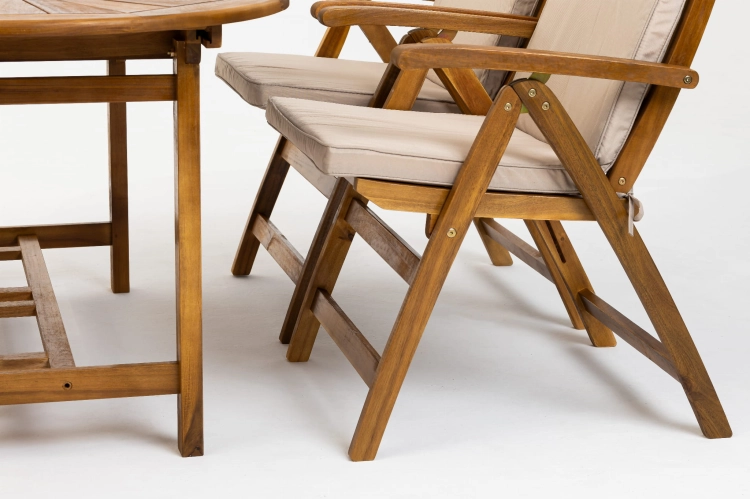 Moderne Terrassenmöbel Marsylia für 4 Personen im Garten Design