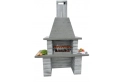 Gartenkamin Betongrill Morfeusz Berlin – massiver Grillkamin in heller Steinoptik.
