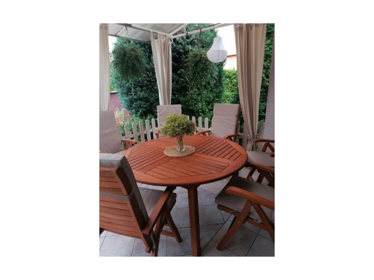 Gartentisch Holz rund COCOS 140 oder 180 cm Durchmesser 140 cm (13).webp