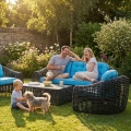 Eine Reihe von Rattan-Gartenmöbeln - Berlin (7).webp