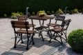 Gartenmöbel-Set ROYAL 4-Sitzer – Massives Erlenholz & Gusseisen – Gastronomie-Qualität Mercurius Berlin Garten Spandau.webp