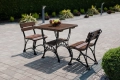 Platzsparendes Bistro-Set ROYAL 2-Sitzer – Erlenholz & Gusseisen – Gastronomie & Balkon Berlin mercurius.webp