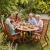 Gartenmöbel-Set aus Eukalyptusholz Ovaler Tisch Oldham + 6 Calgary Stühle Berlin.webp