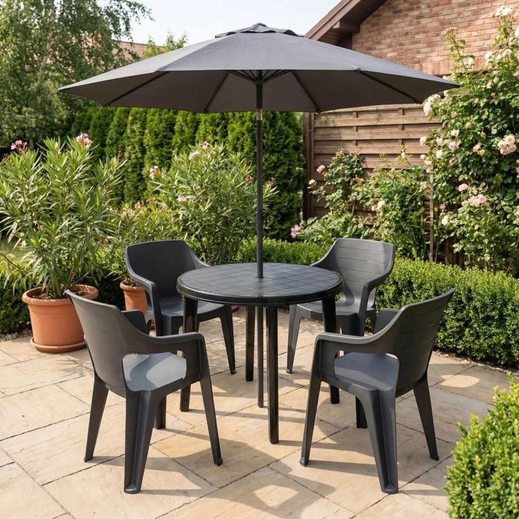 Gartenmöbel-Set Lisa & Bilbao Quadratischer Tisch & 4 stapelbare Stühle – Graphit mercurius berlin.webp