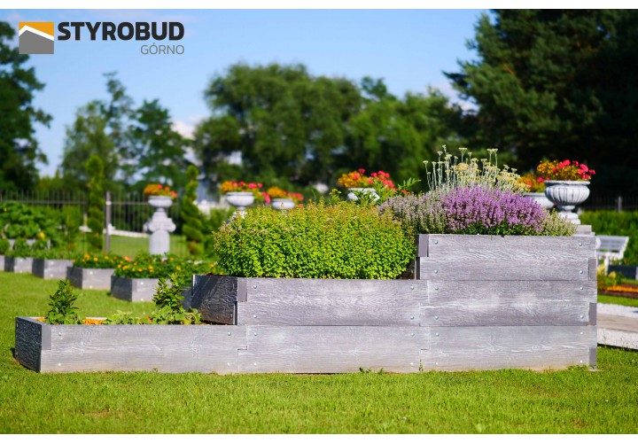 Hochbeet-aus-Beton-in-Holzbrett-Optik-Form-13-Typ-T-abgestuft-29-58-cm-5.jpg