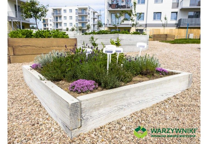 Hochbeet-aus-Beton-in-Holzbrett-Optik-Form-17-Typ-T-abgestuft-86-58-29-6.jpg