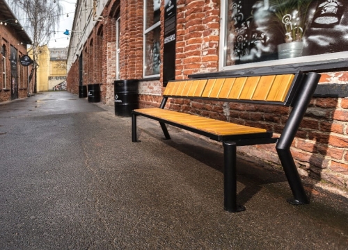 Gladiator Prestige ohne Armlehne, in der Stadt.